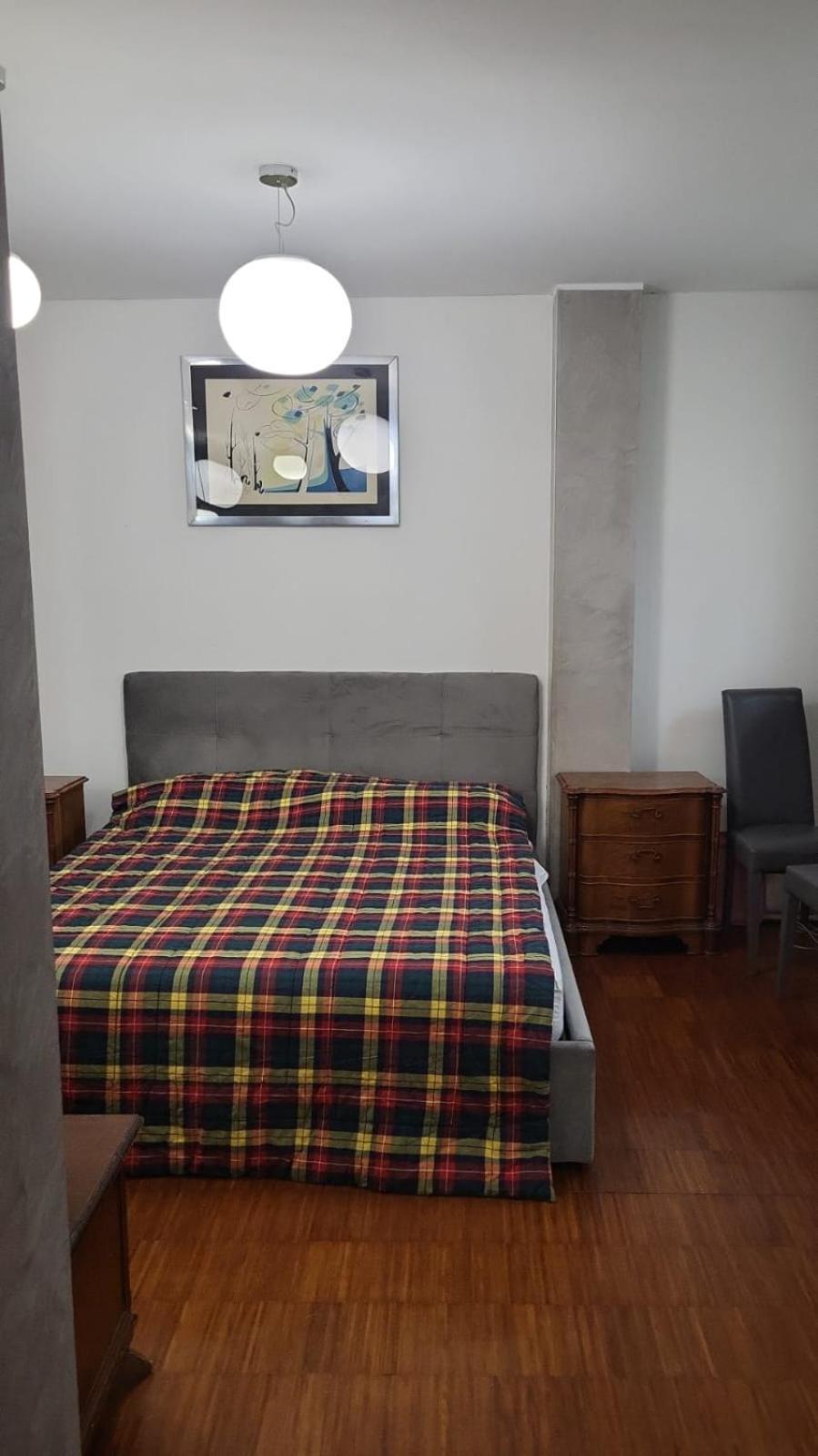 Lussuosa Villa Vicino Alla Stazione Caronno Pertusella Extérieur photo